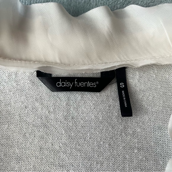 Vintage y2k Coquette White Chiffon Trim Button Up Cardigan - Picture 4 of 5